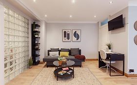 Kensington Nest Flat